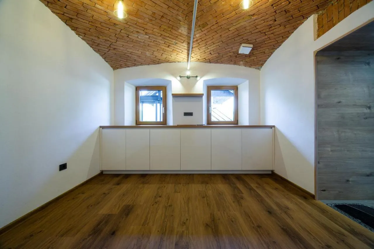 Apartamento Appprusnik Liubliana 0*,  Eslovenia