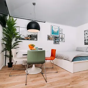  Appartement Hanna's With Free Parking